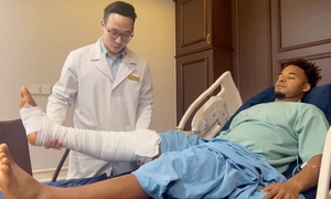 Bác sĩ nhớ lại ca phẫu thuật đầy áp lực cho cầu thủ Nguyễn Xuân Son
