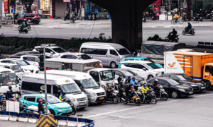 Phó Chủ tịch Hà Nội: Khuyến khích người dân chuyển từ xe xăng sang xe điện