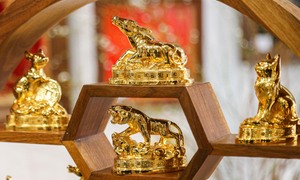 Mãn nhãn tượng 12 con giáp mạ vàng 24k dành riêng cho nhà giàu chơi Tết