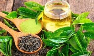 Có nên uống trà xanh thanh lọc cơ thể?