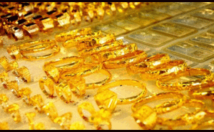 Giá vàng hôm nay 12/1: Tiếp tục tăng mạnh, chạm mốc cao nhất 4 tuần qua
