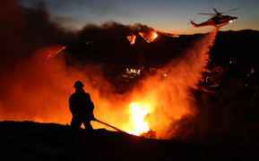 Ukraine đề nghị hỗ trợ chữa cháy ở California