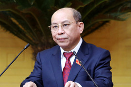 Phê chuẩn kết quả bầu Chủ tịch UBND tỉnh Hòa Bình Bùi Đức Hinh