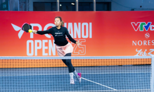 'Thần đồng' pickleball Sophia Phương Anh giành danh hiệu đầu tiên năm 2025