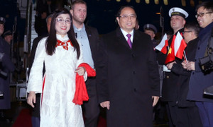 Thủ tướng Phạm Minh Chính và Phu nhân tới thủ đô Warsaw, bắt đầu thăm Ba Lan