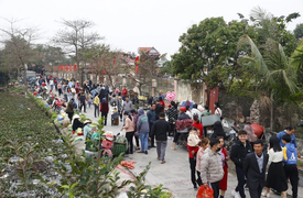 Những phiên chợ Tết độc đáo, kỳ lạ ít người biết