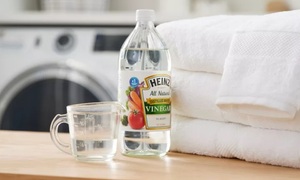 Thêm một ít giấm khi giặt quần áo có tác dụng gì?