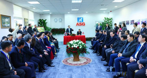 Thủ tướng Phạm Minh Chính thăm Trung tâm Thương mại ASG tại Warsaw