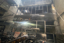 Cháy nhà 3 tầng ở Hà Nội, 1 người chết