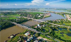 Tỉnh thành nào có cây cầu đi ngược?