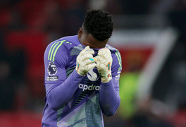 Sai lầm của Onana đẩy Man Utd vào vực sâu