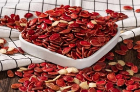 Loại hạt đỏ tươi được ví như 'mỏ vàng' dinh dưỡng, Tết đến nhà nào cũng có