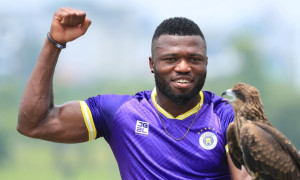 Gây thất vọng ở V.League, ngoại binh của Hà Nội FC rớt giá khó tin