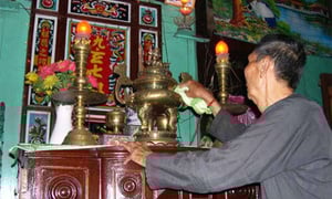 Văn khấn dọn bàn thờ cuối năm