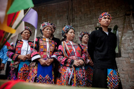 Độc đáo tục lệ 'ăn trộm lấy may' của người Lô Lô vào đêm giao thừa