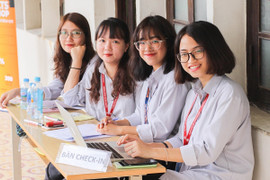 3 ngành học lương cao dành cho nữ giới học giỏi khối C