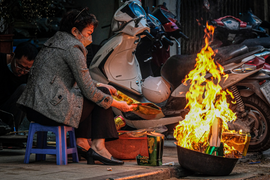 Tết Ất Tỵ 2025 cúng hóa vàng vào ngày nào?