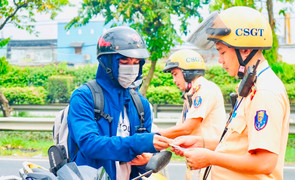 CSGT TP.HCM xử phạt gần 900 trường hợp trong 3 ngày Tết Nguyên đán