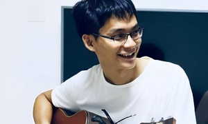 Nam sinh 35 tuổi thi đại học 16 lần hiện ra sao?