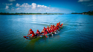 Sắc màu lễ hội đua thuyền Tịnh Long tại Quảng Ngãi