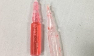 Uống lọ dung dịch nghi thuốc diệt chuột, 2 cháu bé ở Nghệ An nguy kịch