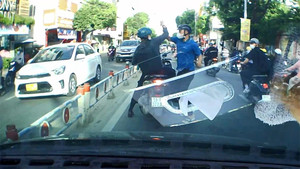 Va chạm giao thông, sao nhiều người Việt cứ xuống xe là lao vào ẩu đả?