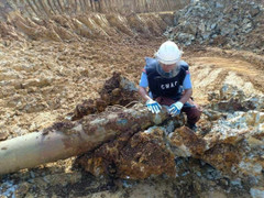 Campuchia tạm dừng hoạt động rà phá bom mìn do không có viện trợ