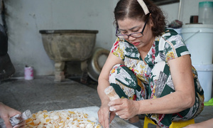 Khám phá quy trình làm kẹo ngon nổi tiếng xứ Huế