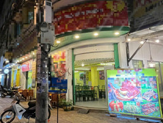 Bán cơm trắng 250.000 đồng, chủ quán ăn ở Nha Trang nói gì?