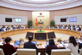 Thủ tướng: Khẩn trương sắp xếp tổ chức bộ máy, bố trí cán bộ sớm ổn định