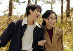 Bí ẩn về cô gái được Vũ Cát Tường cầu hôn trên đỉnh núi