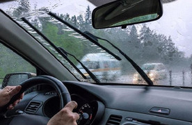 Những bộ phận dễ hỏng khi ô tô dầm mưa 