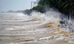 Biển Đông xuất hiện vùng áp thấp
