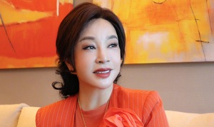 Sao Hoa ngữ 15/2: Lưu Hiểu Khánh gây tranh cãi vì khuyên fan không nên ăn chay