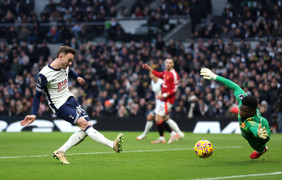Trực tiếp bóng đá Tottenham 1-0 Man Utd: Cơ hội liên tiếp
