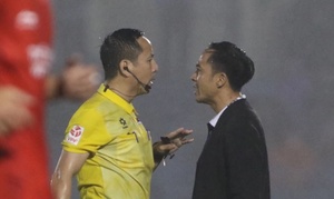 Vòng đấu đặc biệt tại V.League: Số HLV bị cấm chỉ đạo đạt kỷ lục