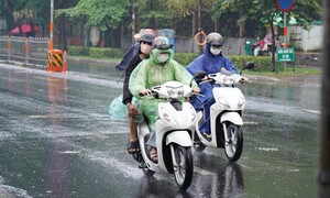 Thời tiết TP.HCM ngày 20/2: Sáng nắng, chiều tối tiếp tục có mưa trái mùa