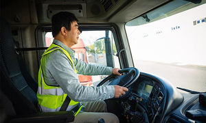 Không được lái xe quá 48 giờ/tuần, bạn tôi giảm thu nhập 20%