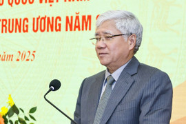 Bộ Chính trị lập 19 đoàn kiểm tra tình hình cán bộ xin nghỉ khi tinh gọn bộ máy