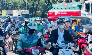 Thời tiết TP.HCM ngày 21/2: Chiều tối có mưa trái mùa