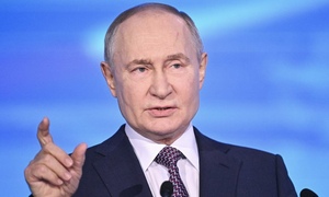 Ông Putin: Đầu đạn tên lửa Oreshnik chịu mức nhiệt tương ứng nhiệt độ Mặt trời