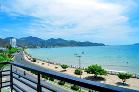 Du lịch Nha Trang ngắm Bãi Tiên như thực như mơ