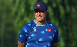 HLV mất việc sau 3 trận ở V.League trở lại dẫn dắt U17 Việt Nam