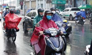 Thời tiết TP.HCM ngày 24/2: Cảnh báo có mưa dông về chiều tối