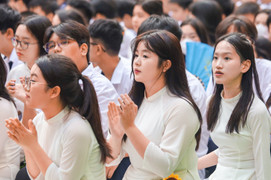 Khoảng 48.000 học sinh Hà Nội sẽ trượt lớp 10 công lập