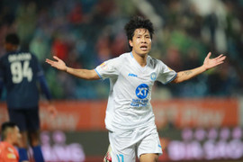 Đánh bại Bình Định, Nam Định giành lại ngôi đầu bảng xếp hạng V.League