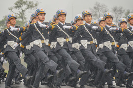 1.000 chiến sĩ lần đầu hợp luyện diễu binh kỷ niệm 50 năm Giải phóng miền Nam