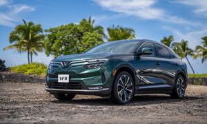 Xe ô tô điện VinFast đồng loạt giảm giá, có mẫu giảm gần 200 triệu đồng