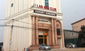 Hỗn chiến trước quán karaoke ở Hà Tĩnh, 3 người thương vong