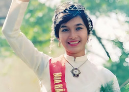 Cuộc sống của Hoa hậu Việt Nam đầu tiên sau 37 năm đăng quang